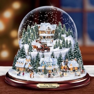Victorian-village-snowglobe-0113683001-119_95